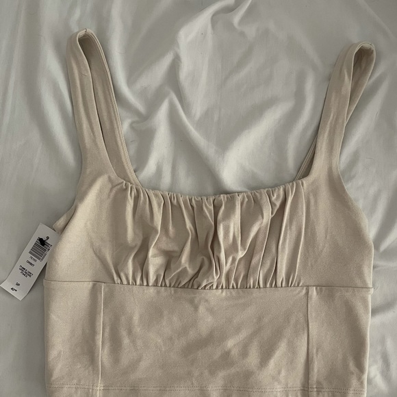 Wilfred Orbit Tank - Picture 2 of 3